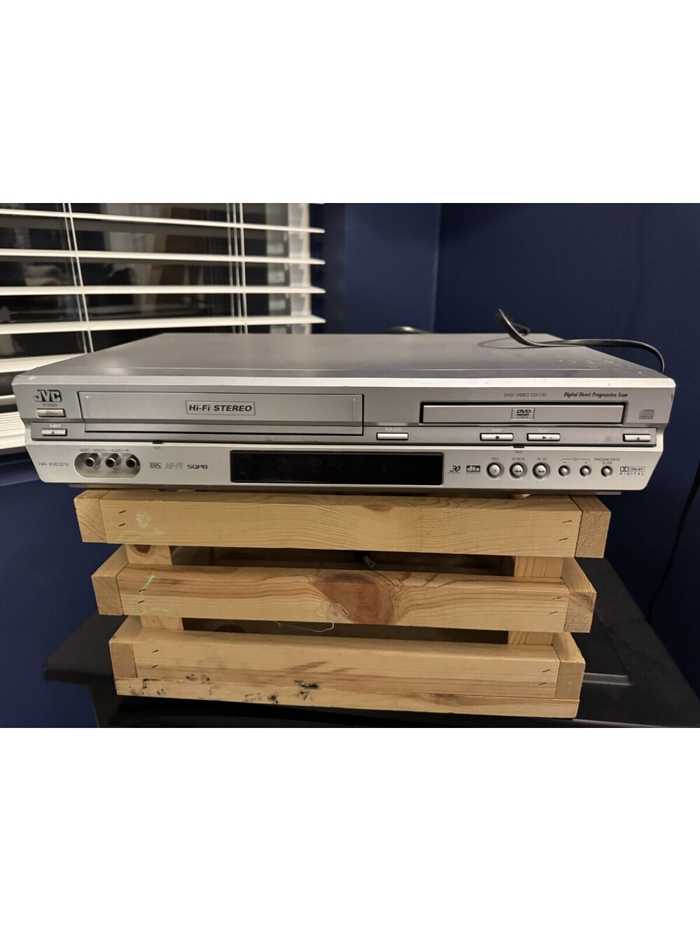 JVC HR-XVC27U VCR VHS DVD Combo Player SQPB HiFi - No Remote - aRead